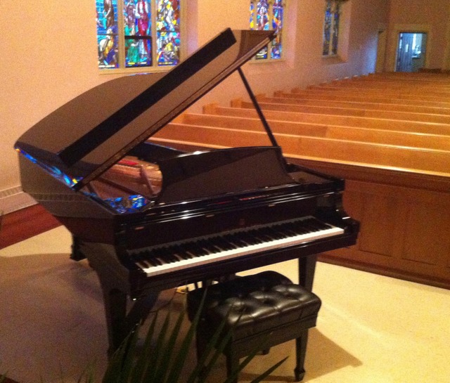 stpeters-sw-piano